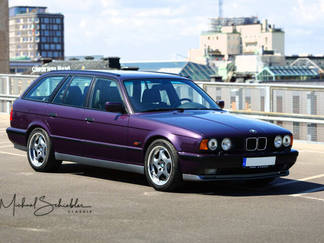 Immagine 1/19 di BMW M5 Touring (1993)