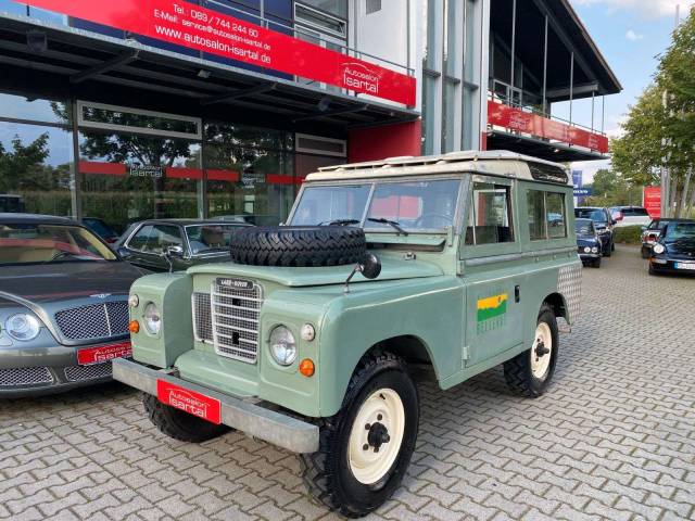 Bild 1/12 von Land Rover 88 (1979)