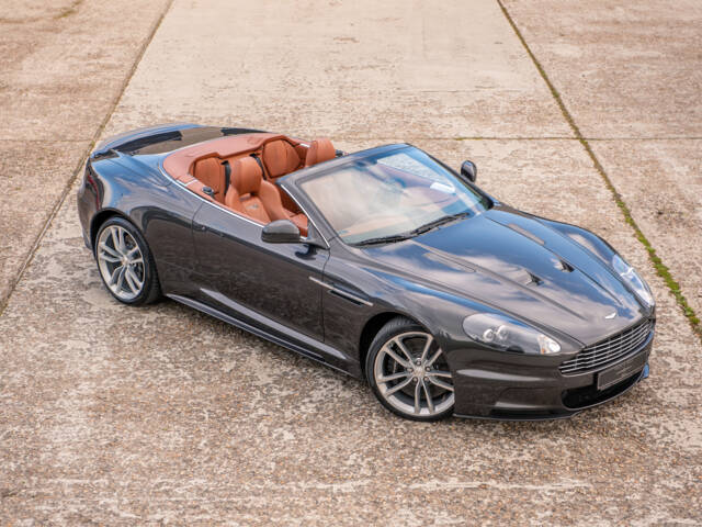 Afbeelding 1/30 van Aston Martin DBS Volante (2010)