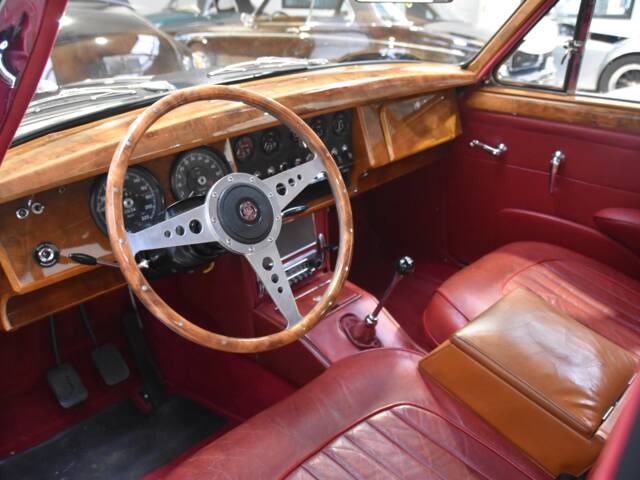 Jaguar Mk II 3.8