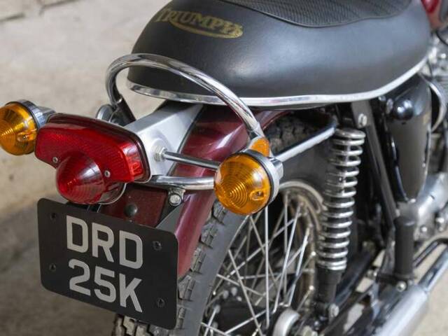 Triumph T 100 R Daytona