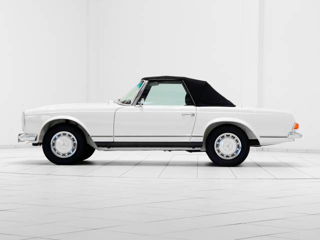 Mercedes-Benz 280 SL