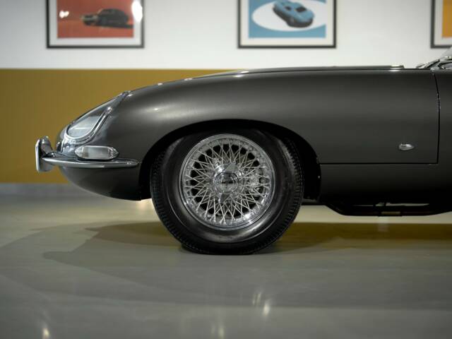 Jaguar E-Type 3.8 Flat Floor