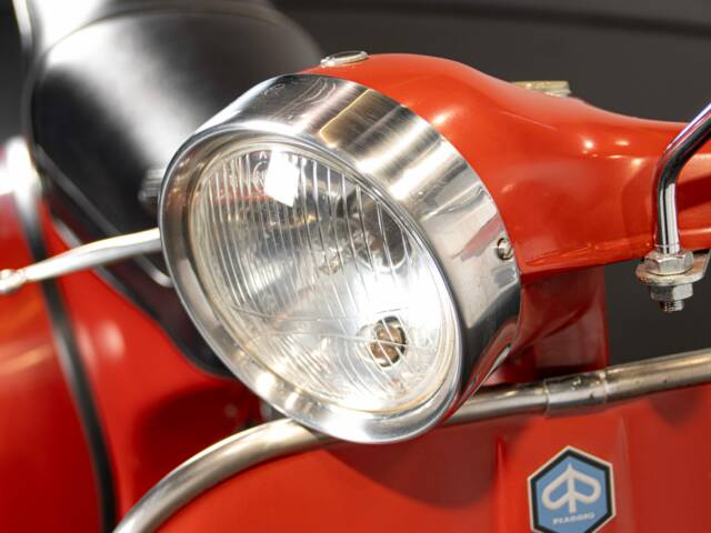 Piaggio Vespa 200 Rally