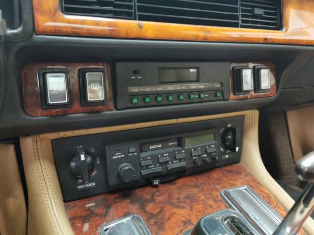 Jaguar XJ-S