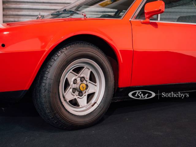 Ferrari Dino 208 GT4