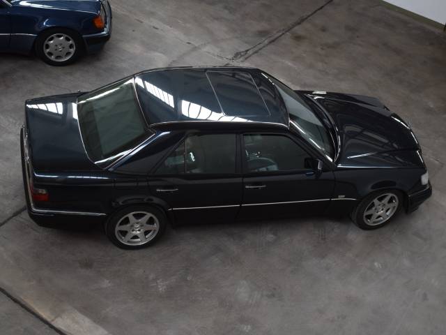 Mercedes-Benz E 500 Limited
