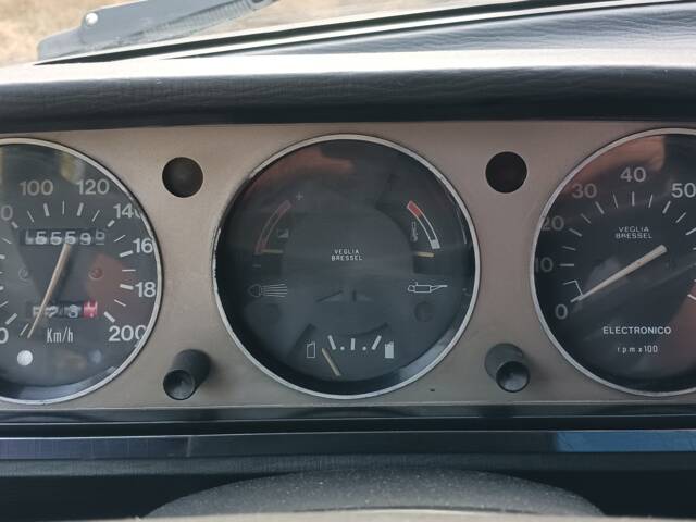 Peugeot 504