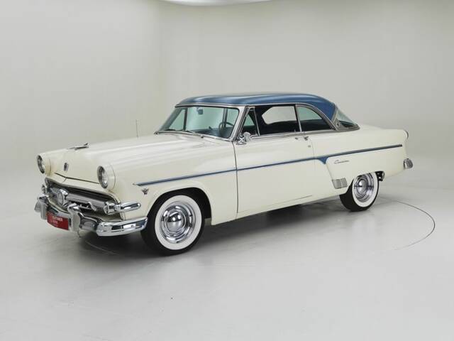 Bild 1/15 von Ford Crestline Victoria (1954)