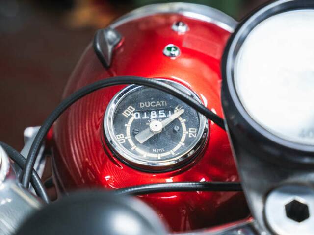 Ducati 175 Sport