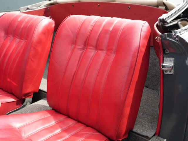 Mercedes-Benz 190 SL