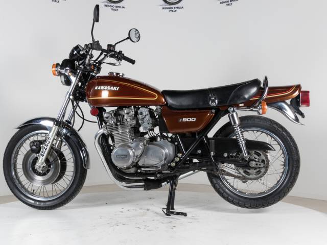 Afbeelding 1/4 van Kawasaki DUMMY (1975)