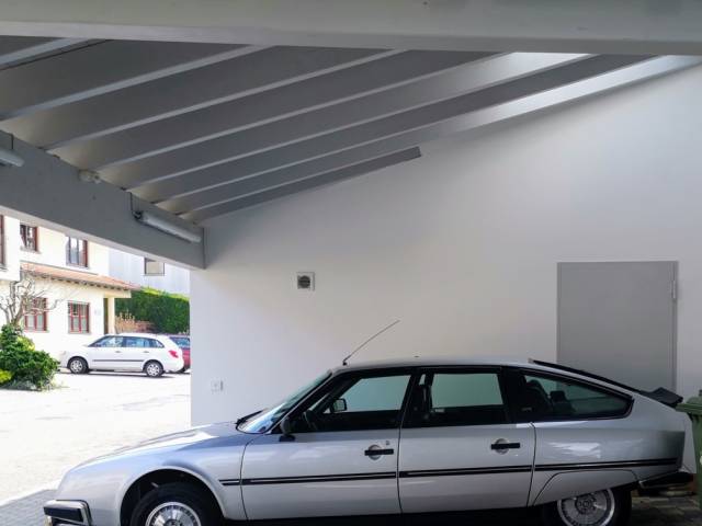 Immagine 1/30 di Citroën CX 2400 GTi (1982)