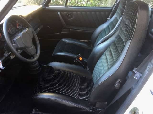 Porsche 911 Carrera 3.0