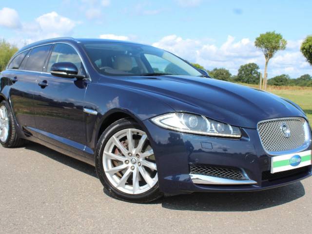 Imagen 1/14 de Jaguar XF 3.0 D Sportbrake (2013)