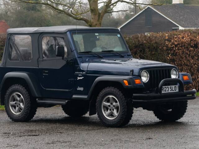 Image 1/50 of Jeep Wrangler Sport 4.0 (1998)