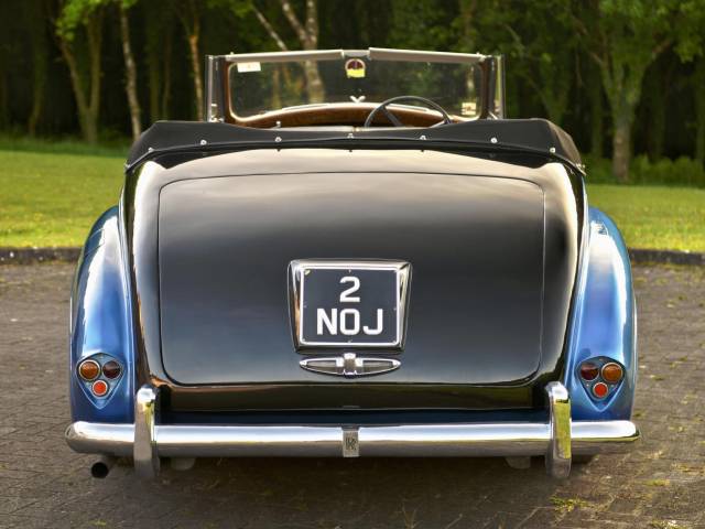 Rolls-Royce Silver Wraith