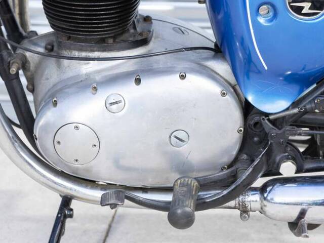 BSA A 65 Thunderbolt