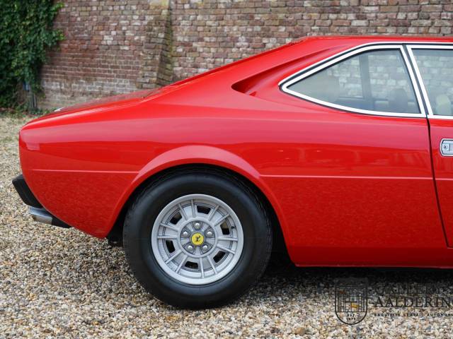 Ferrari Dino 308 GT4