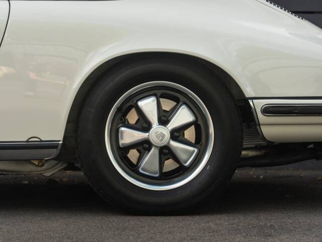 Porsche 911 2.2 T