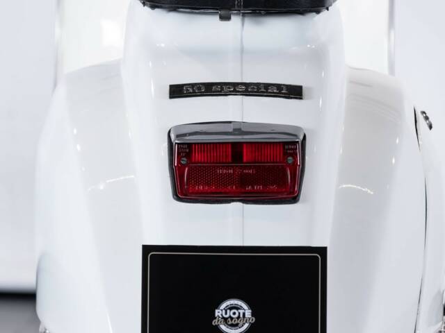 Piaggio Vespa 50 Special