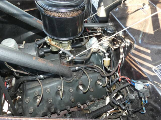 Ford V8