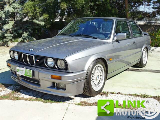 Image 1/10 of BMW 320is (1991)