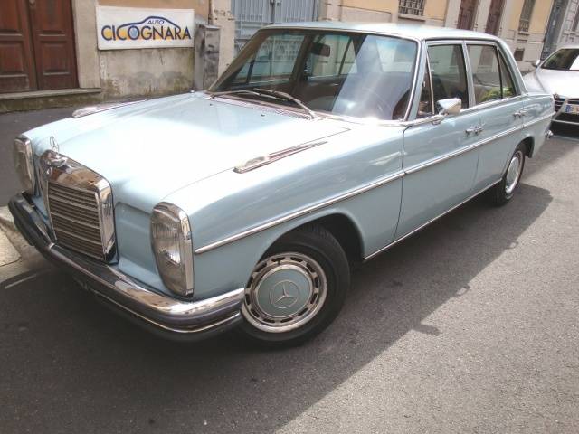 Image 1/20 of Mercedes-Benz 250 (1972)