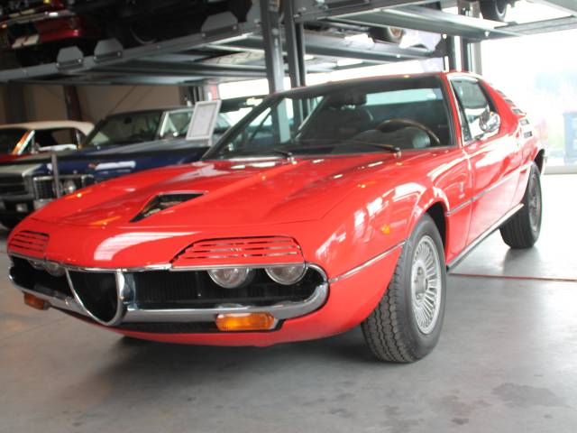 Image 1/30 of Alfa Romeo Montreal (1975)