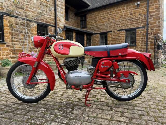 Gilera 150 Sport