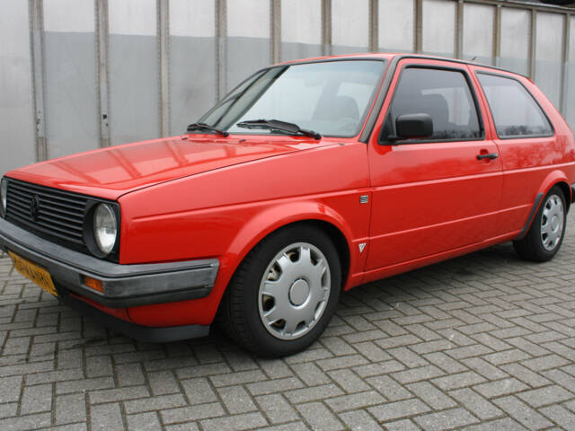 Bild 1/8 von Volkswagen Golf II GTD 1.6 (1984)