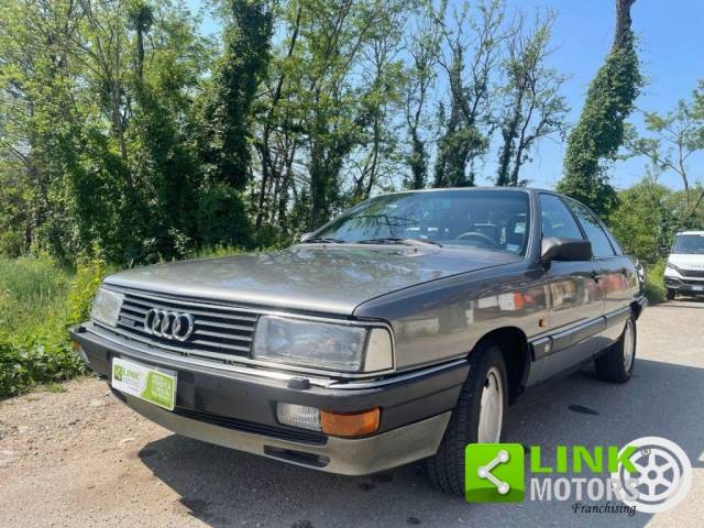 Image 1/10 of Audi 200 - 2.1 Turbo (1985)