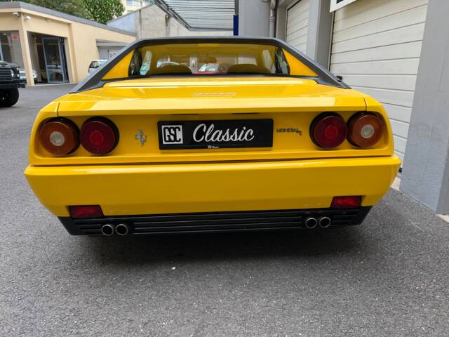 Ferrari Mondial T