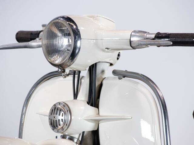 Aermacchi Zeffiro 125