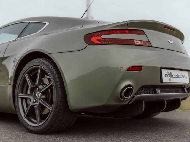 Aston Martin V8 Vantage
