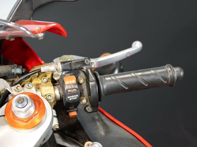 Ducati 996