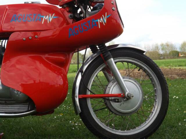 MV Agusta 350 Bicilindrica