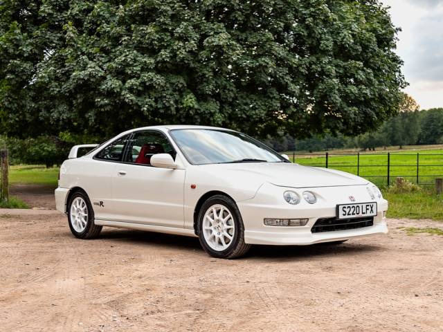 Bild 1/19 von Honda Integra Type R (1998)