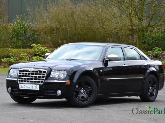 Chrysler 300 C SRT8