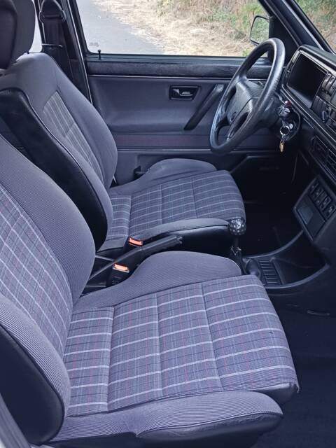 Volkswagen Golf Mk II GTi 1.8