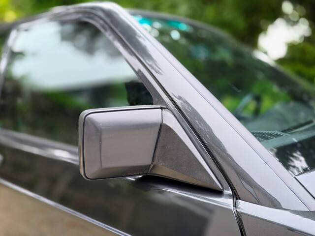 Mercedes-Benz 190 E 2.3-16