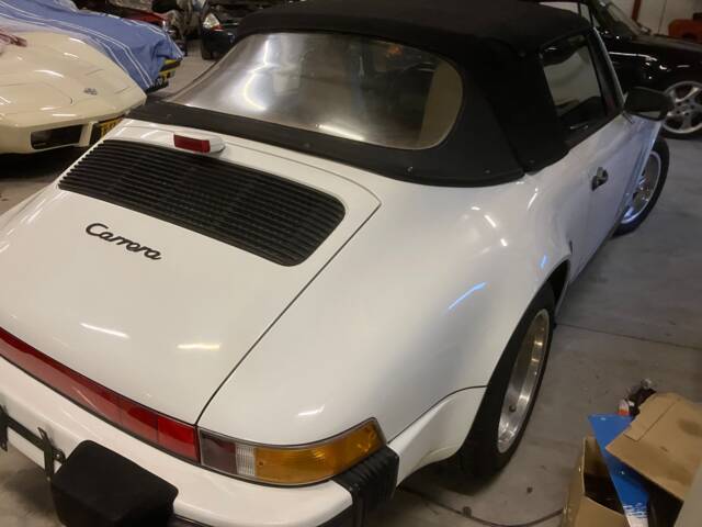 Porsche 911 Carrera 3.2