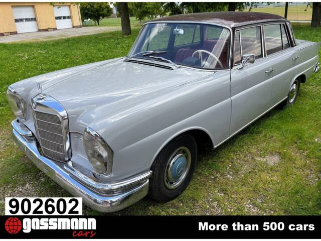 Bild 1/15 von Mercedes-Benz 220 SE b (1961)