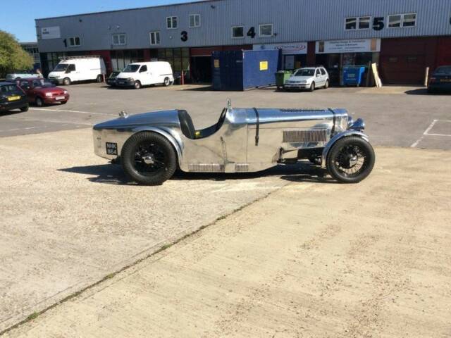 Austin 12