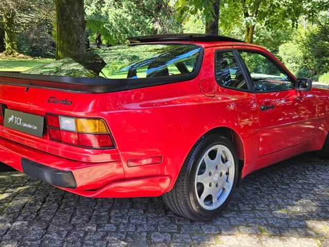Porsche 944 Turbo