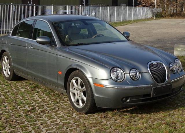 Bild 1/9 von Jaguar S-Type 2.7 D V6 (2004)