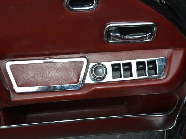 Mercedes-Benz 600