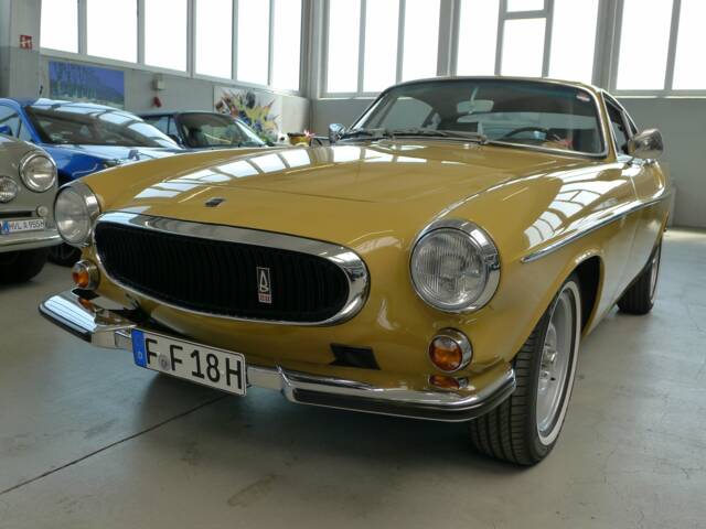 Volvo 1800 E