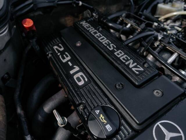 Mercedes-Benz 190 E 2.3-16