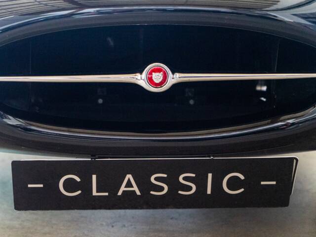 Jaguar E-Type 4.2